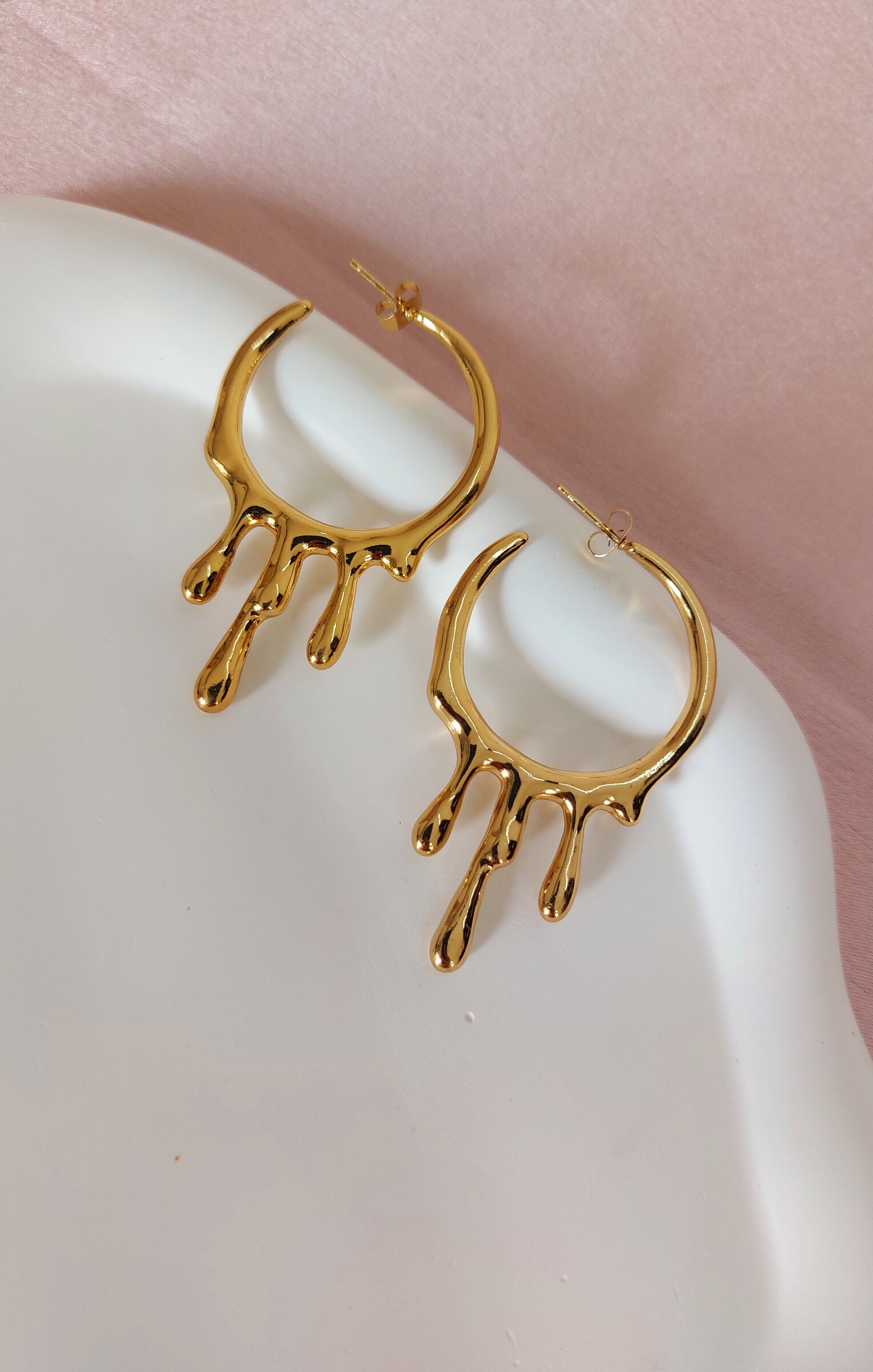 Ashvi Droplet Gold Plated Anti Tarnish Korean Style Western Earrings