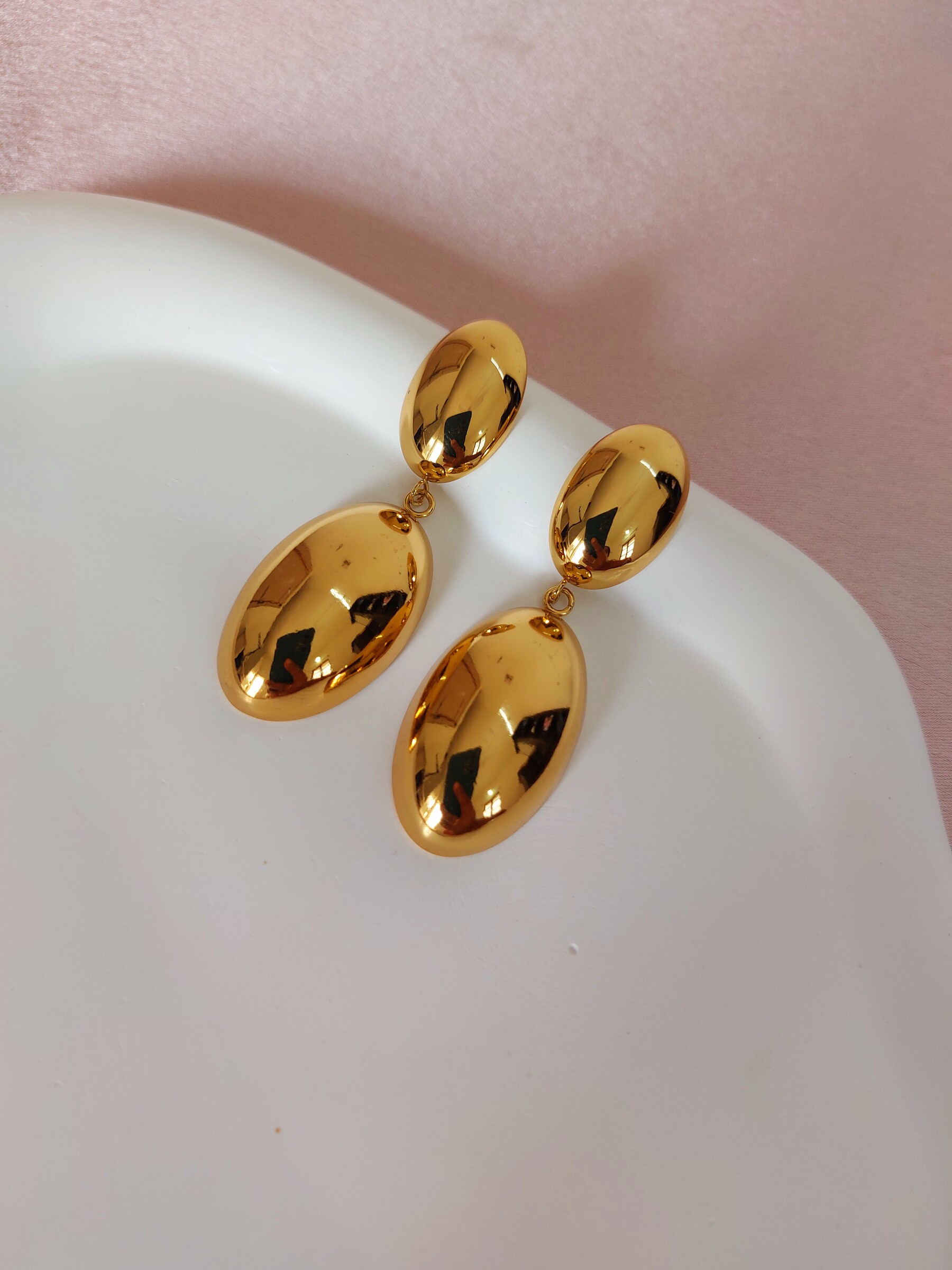 Avira Gold Plated Anti Tarnish Korean Style Western Earrings