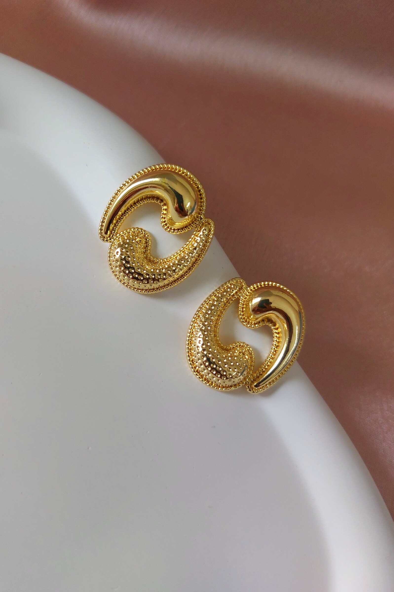 Kashi  Gold Plated Anti Tarnish Korean Style Western Earrings