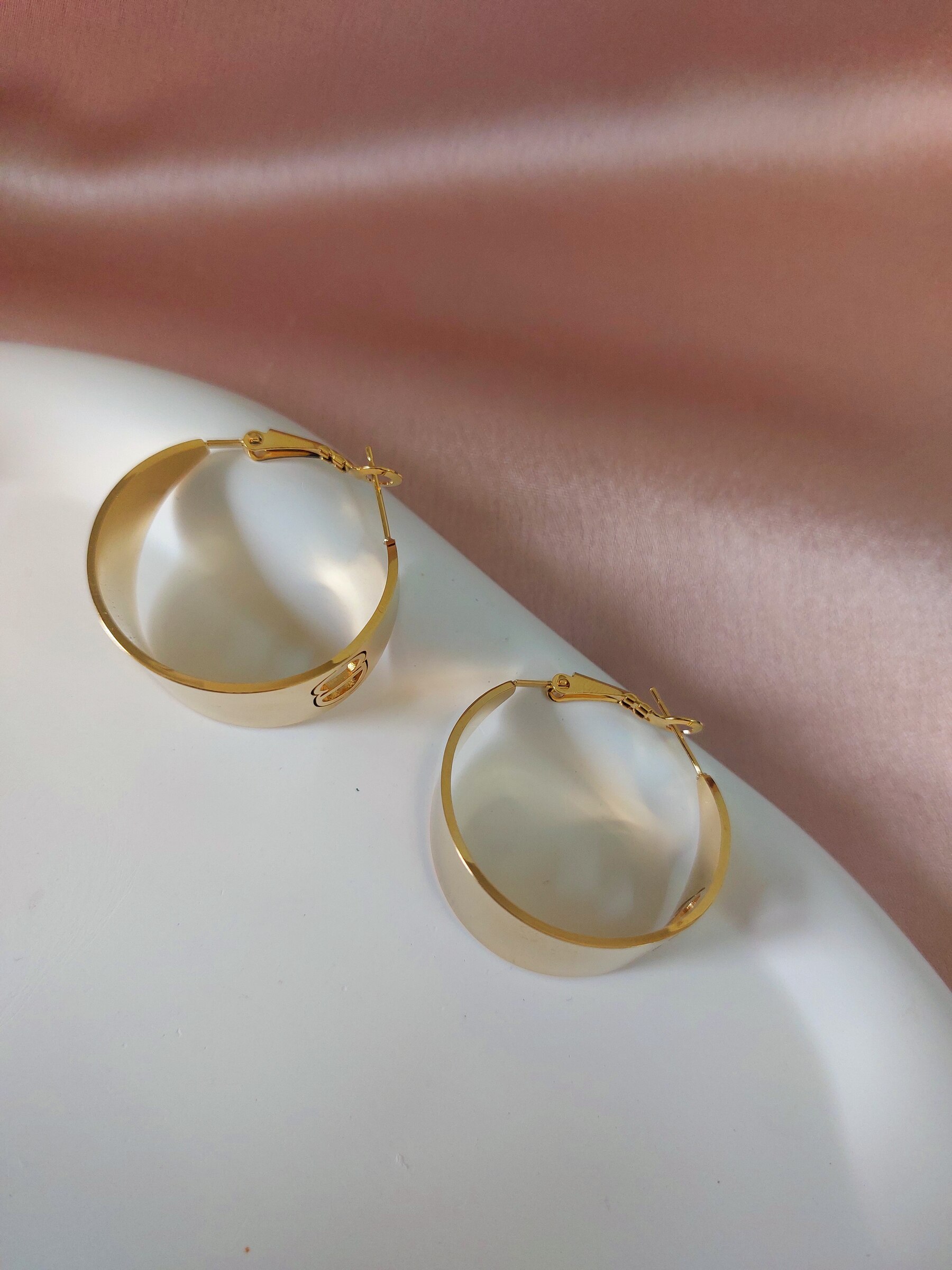 Kriti Hoops Gold Plated Anti Tarnish Korean Style Western Earrings