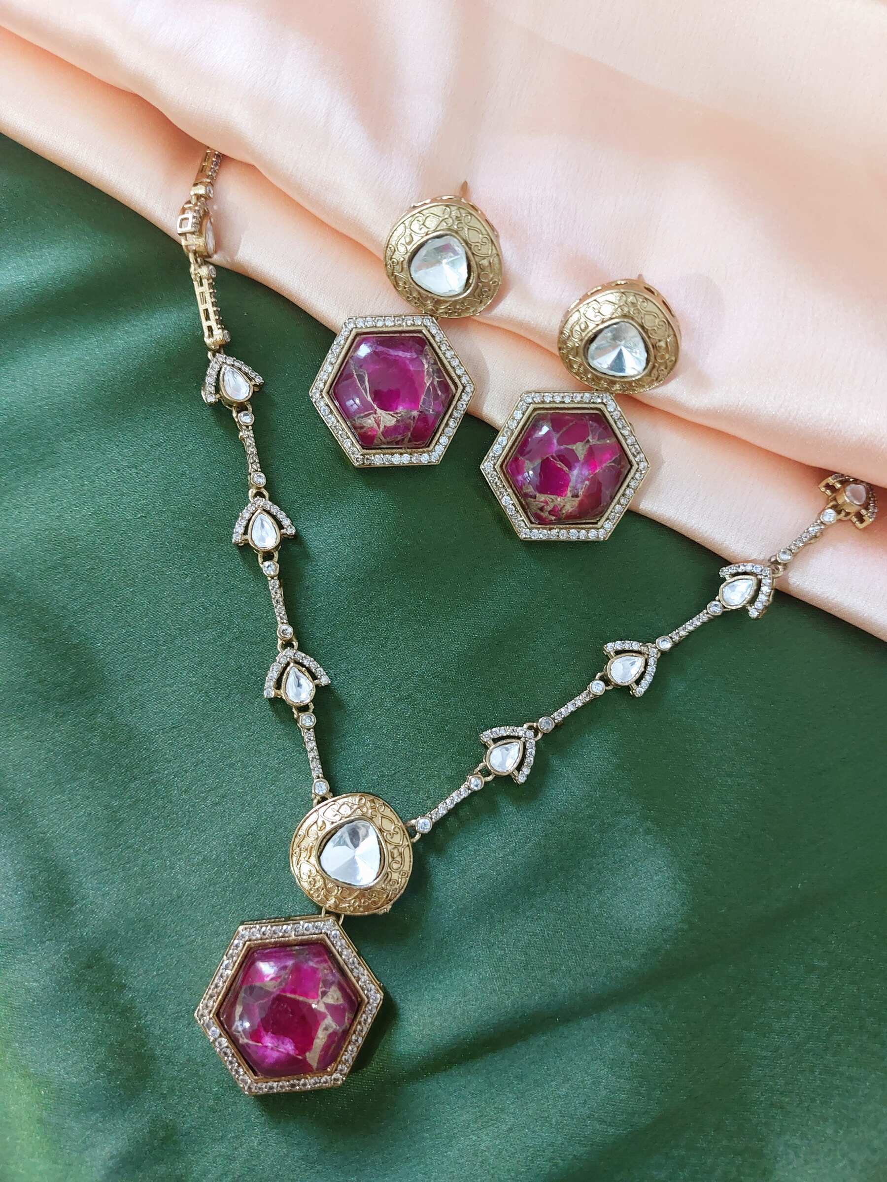 Lekhana Moissanite Real Kundan Ruby Coloured Antique Gold Necklace Set With Earrings