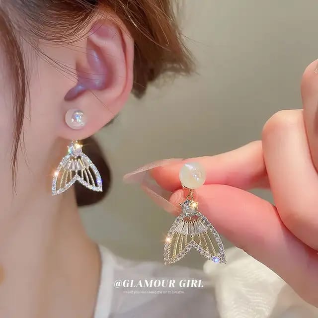 Saanvi Western Korean Earrings