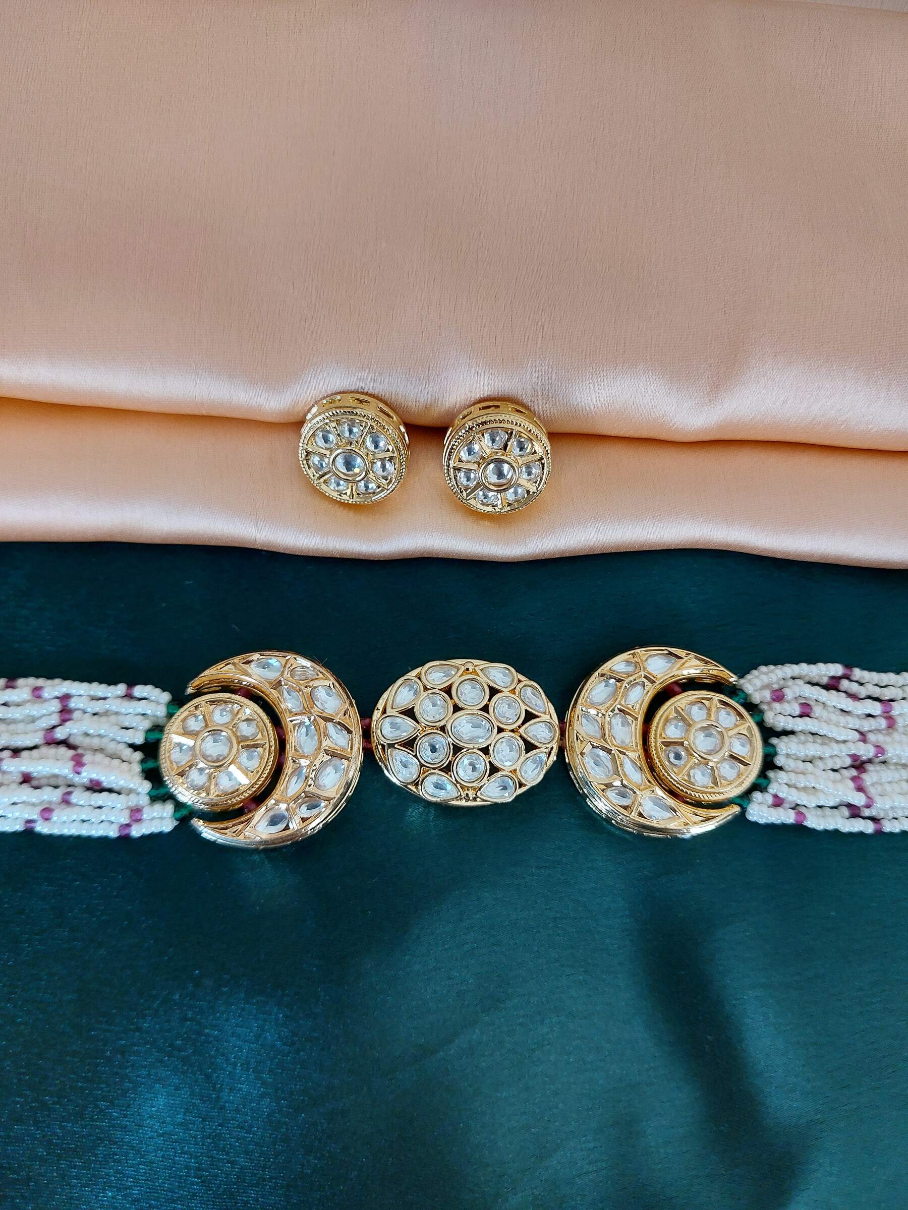 Sulekha Kundan Jadau Celebrity Inspired Choker Set