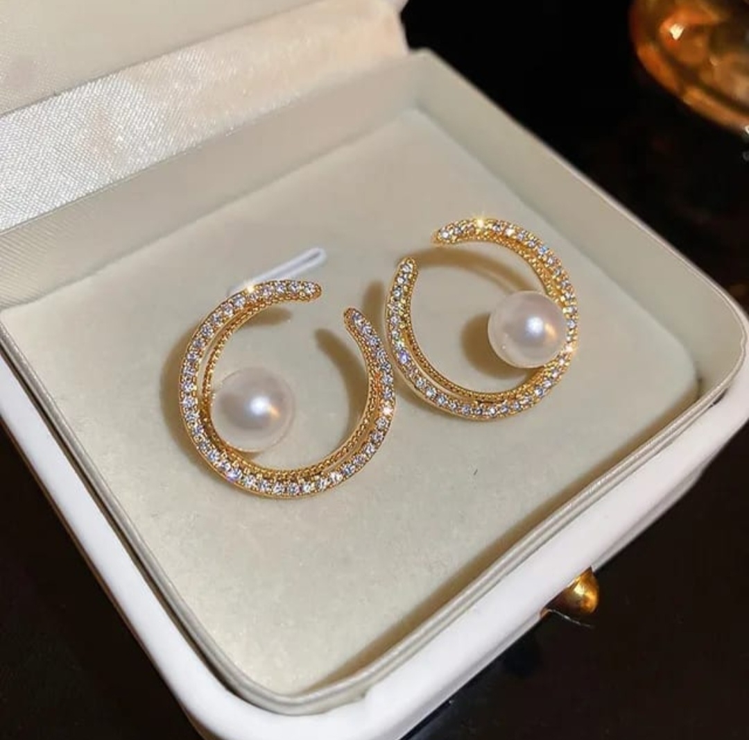 Smiley Western Korean Earrings