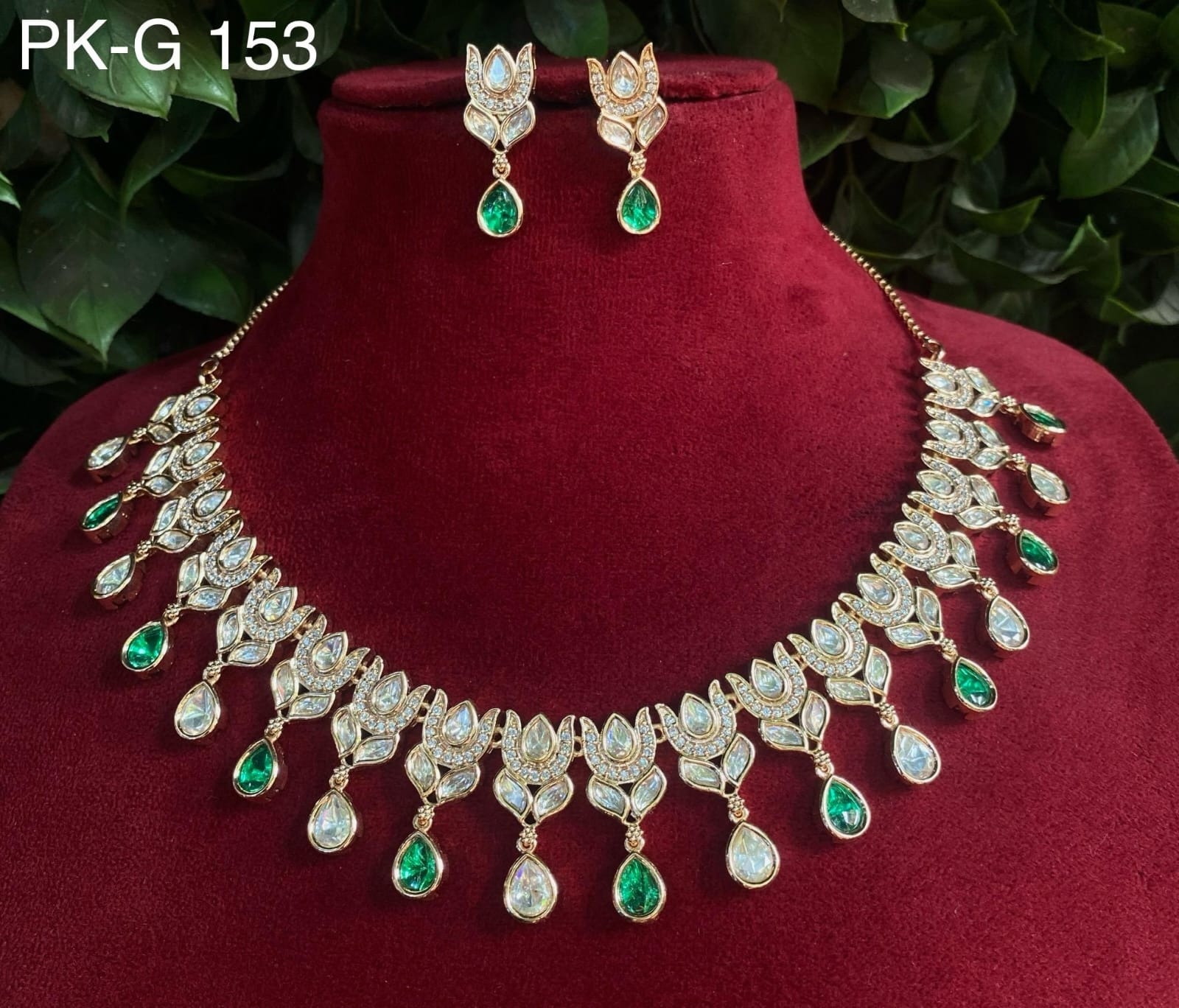 Soha Premium Real Kundan Studded Necklace Set