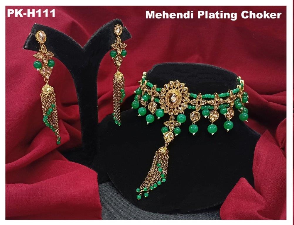 Sonia Premium Real Kundan Studded Necklace Set
