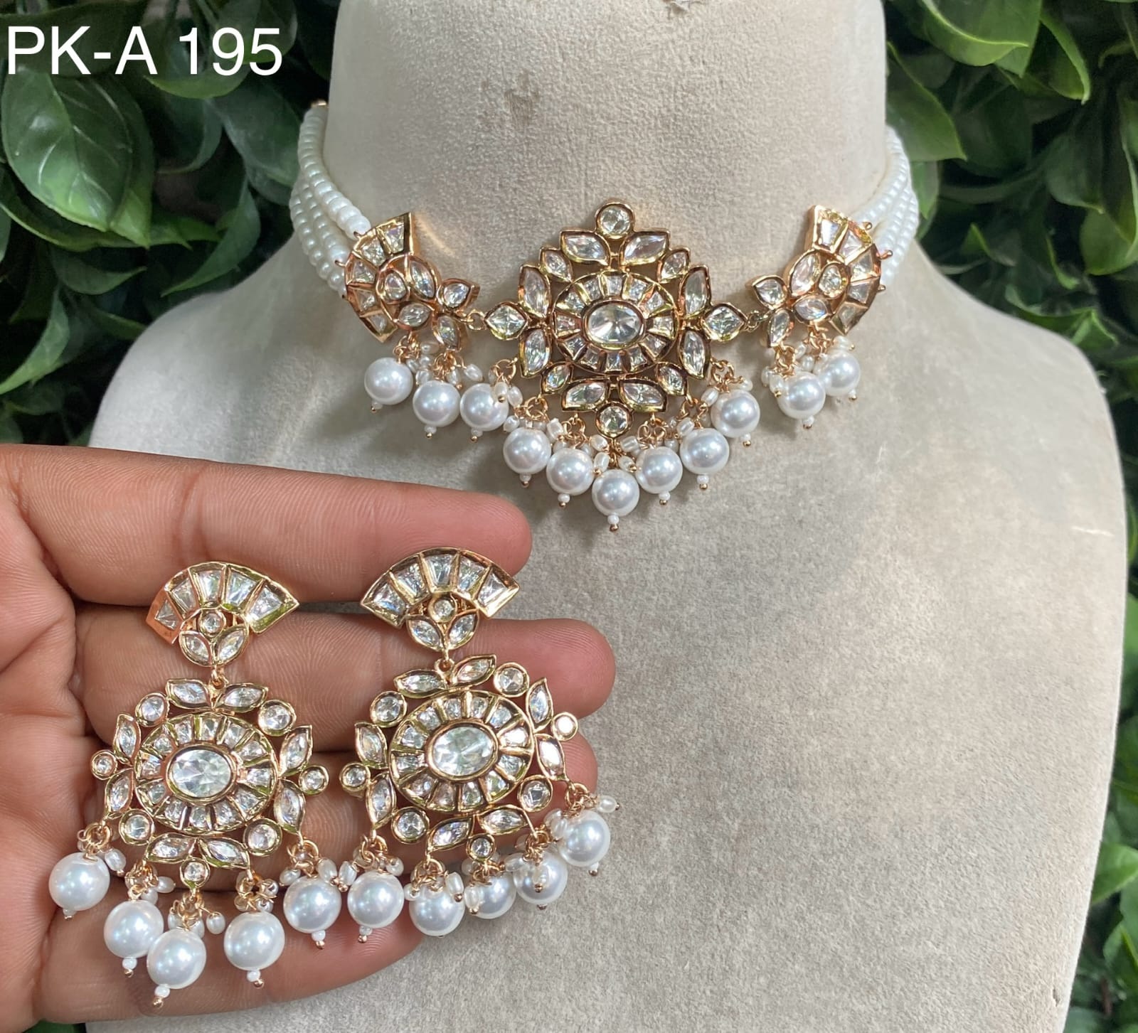 Sunita Premium Real Kundan Studded Necklace Set
