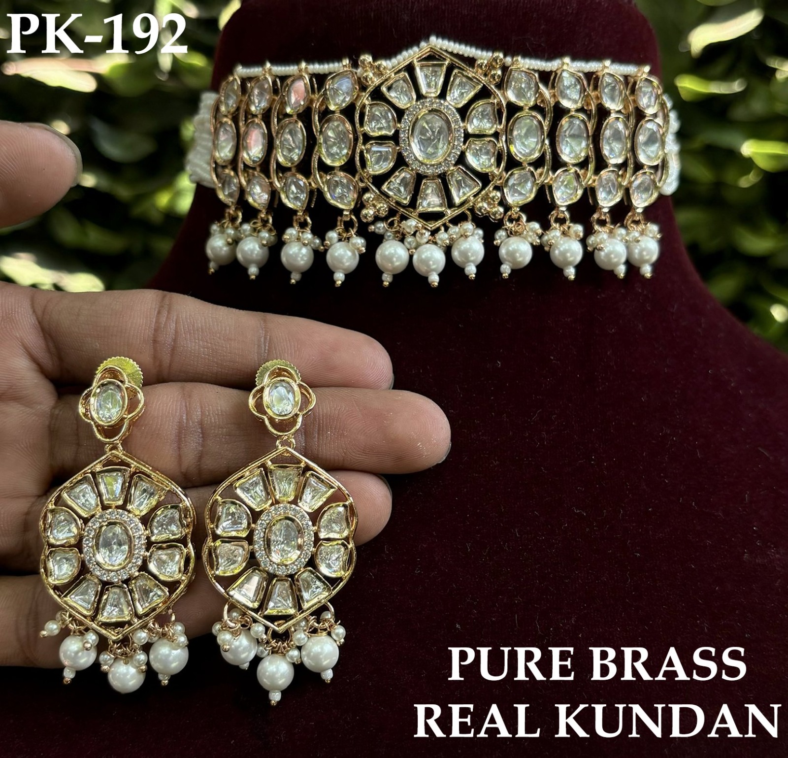 Hirva Gold Plated Real Kundan Studded Celebrity Inspired Choker Set With Earrings