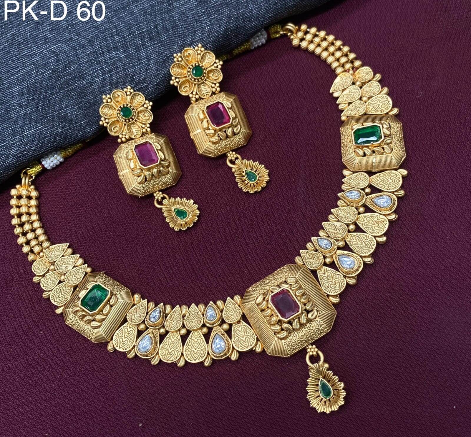 Asmita Premium Real Kundan Studded Necklace Set