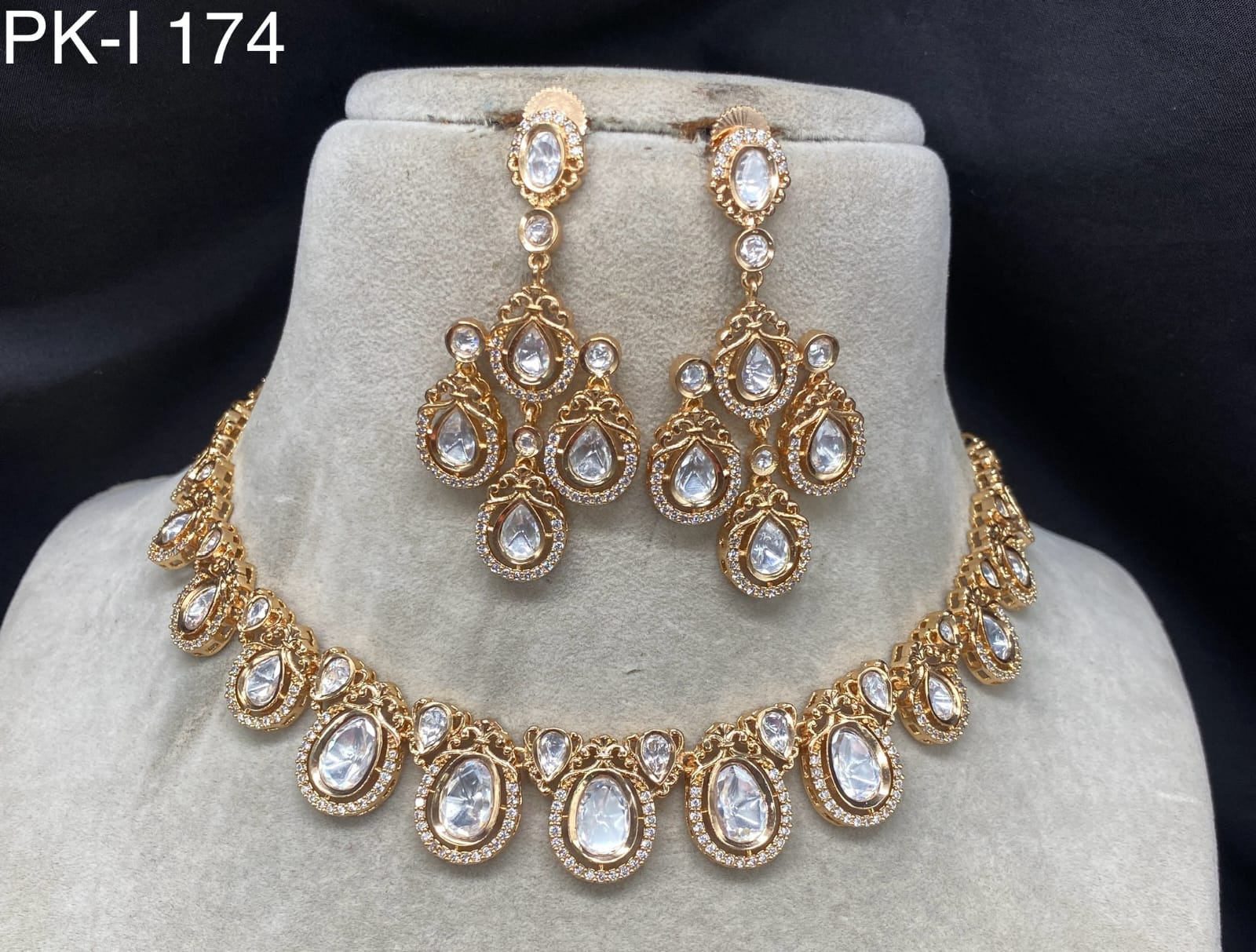 Dhruti Premium Real Kundan Studded Necklace Set
