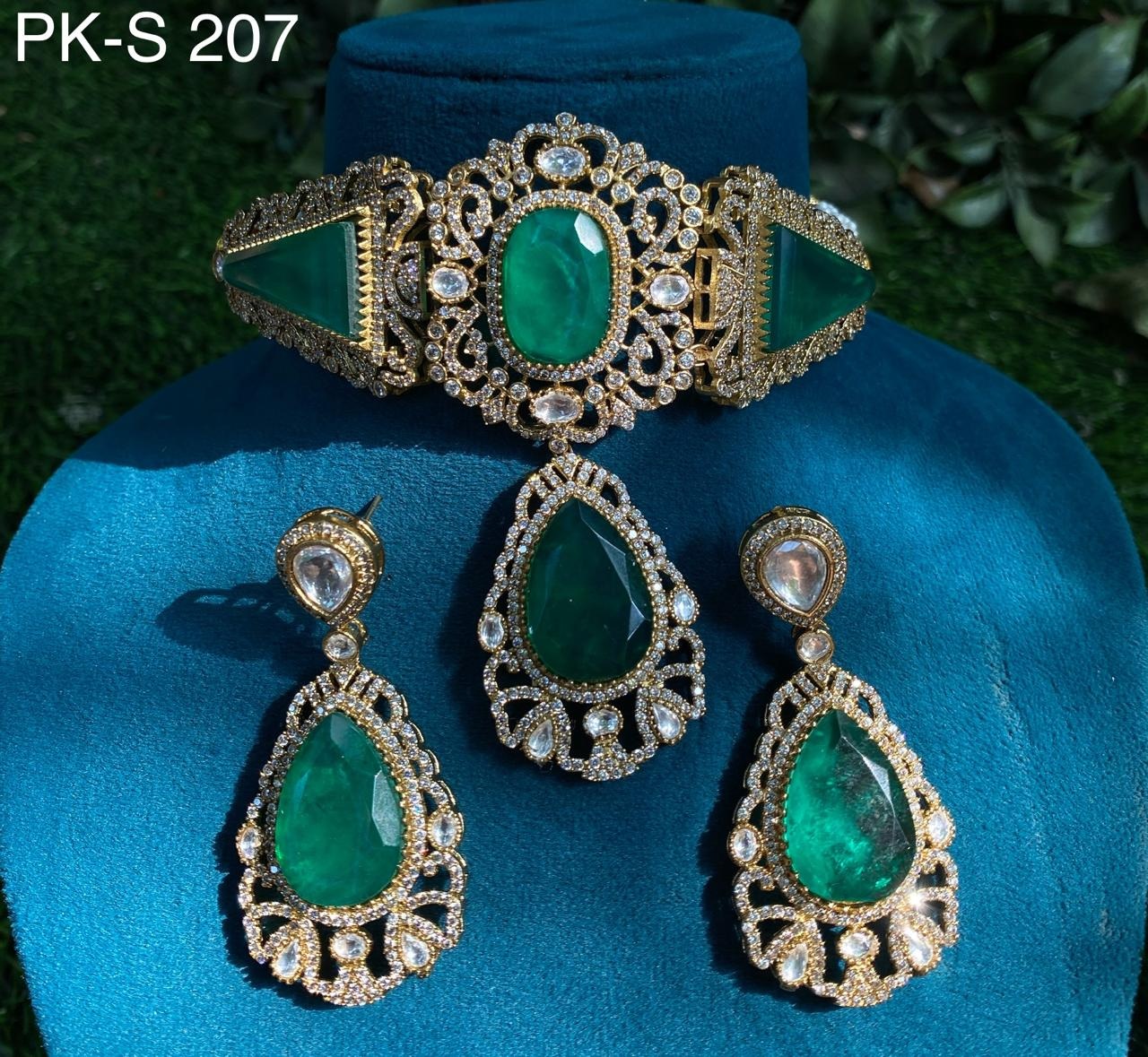 Kavyaa Premium Real Kundan Studded Necklace Set